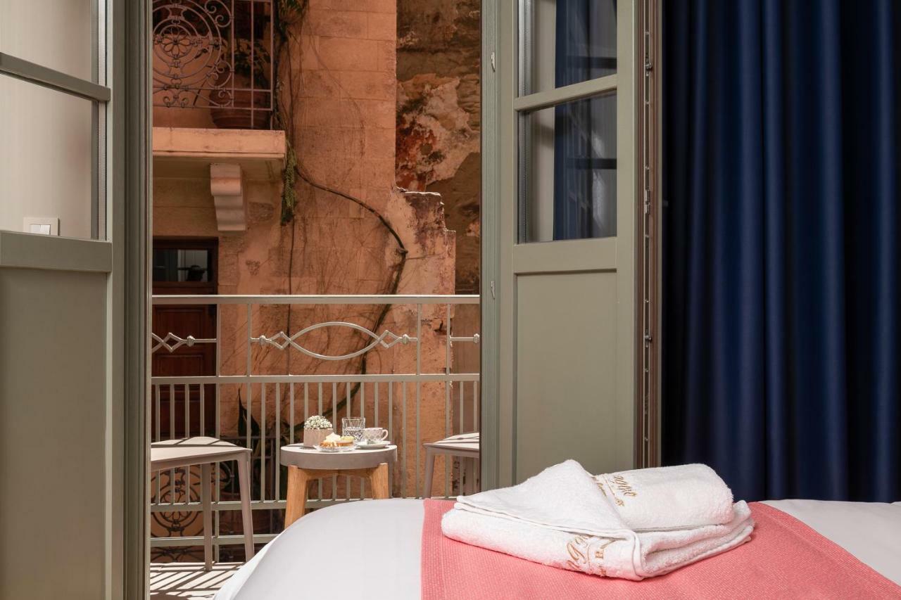 Viaggio Elegant Rooms Chrissi Akti Chania Exterior foto