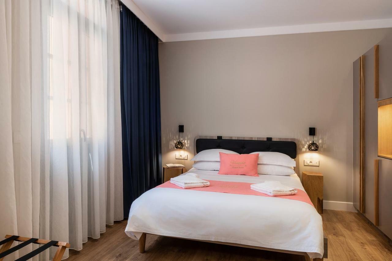 Viaggio Elegant Rooms Chrissi Akti Chania Exterior foto