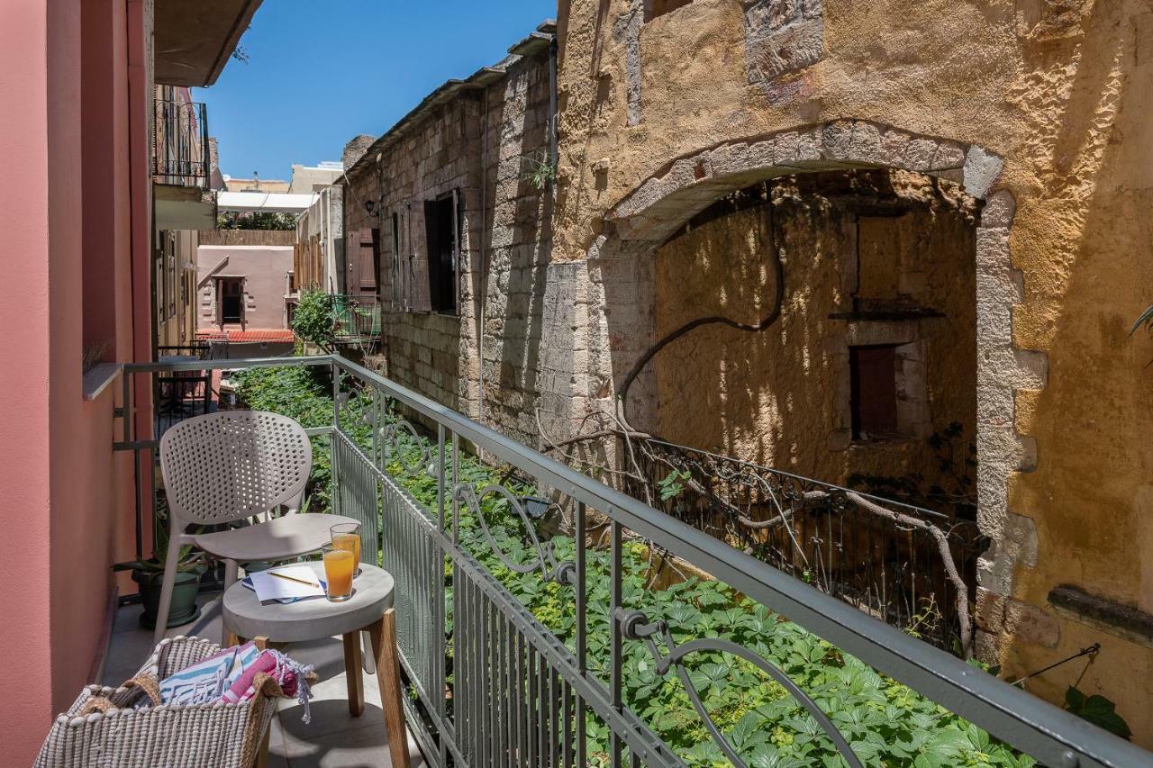 Viaggio Elegant Rooms Chrissi Akti Chania Exterior foto