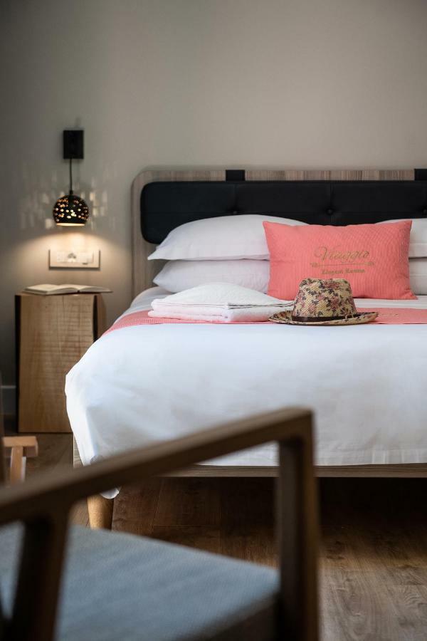 Viaggio Elegant Rooms Chrissi Akti Chania Exterior foto