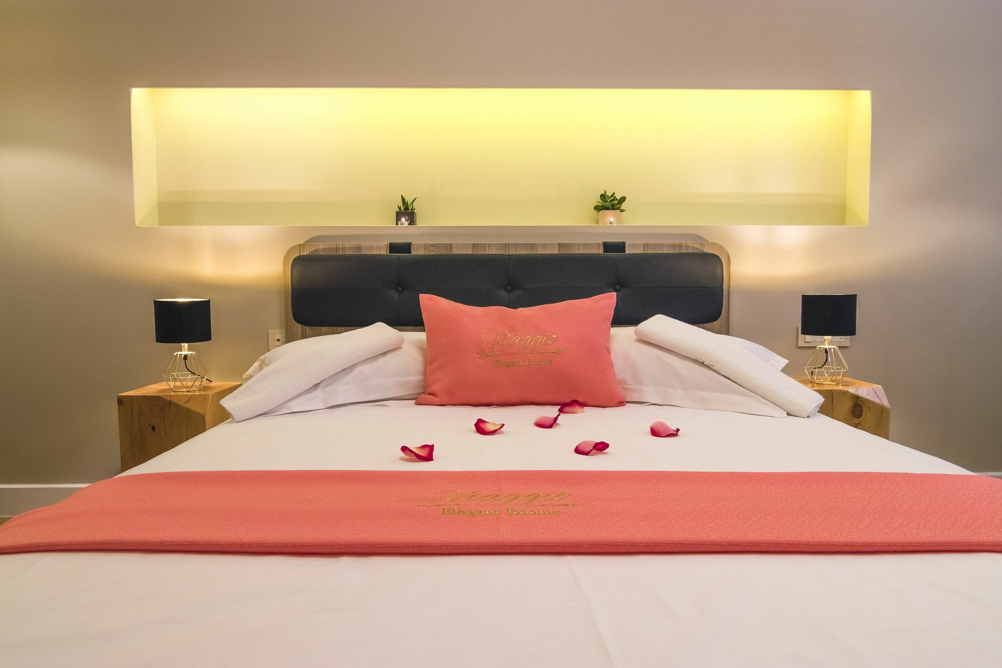 Viaggio Elegant Rooms Chrissi Akti Chania Exterior foto